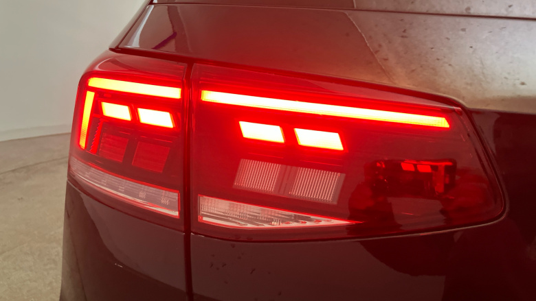 Volkswagen Passat 1.5 TSI EVO SEL 5dr DSG Petrol Estate